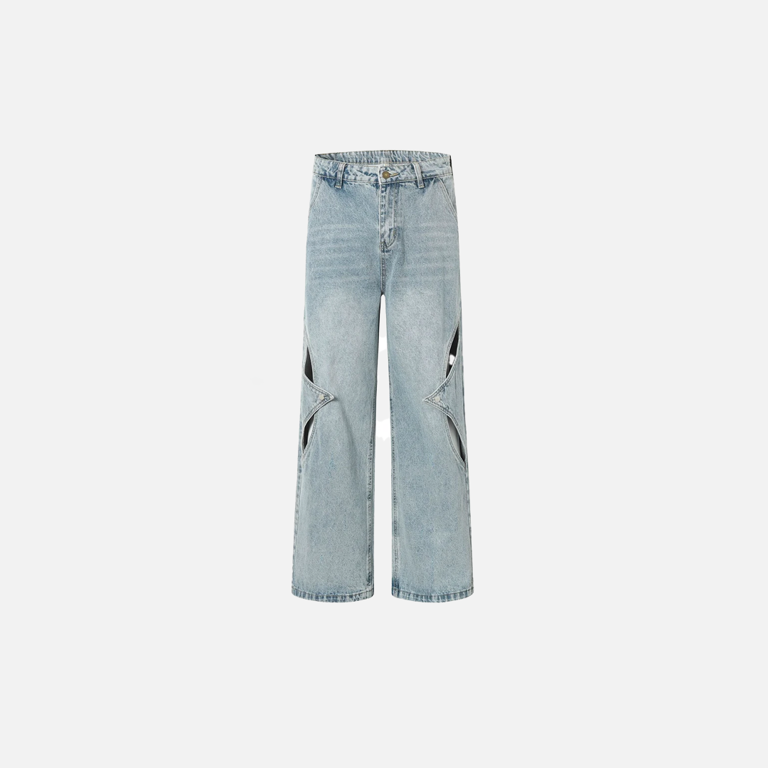 Jean bleu déchiré, coupe droite et ample