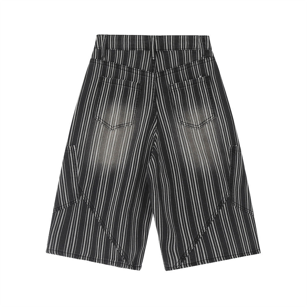 Herren-Jeansshorts mit mehreren Taschen