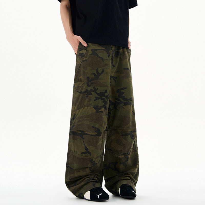 Modische Camouflage-Hose mit lockerem, geradem Schnitt