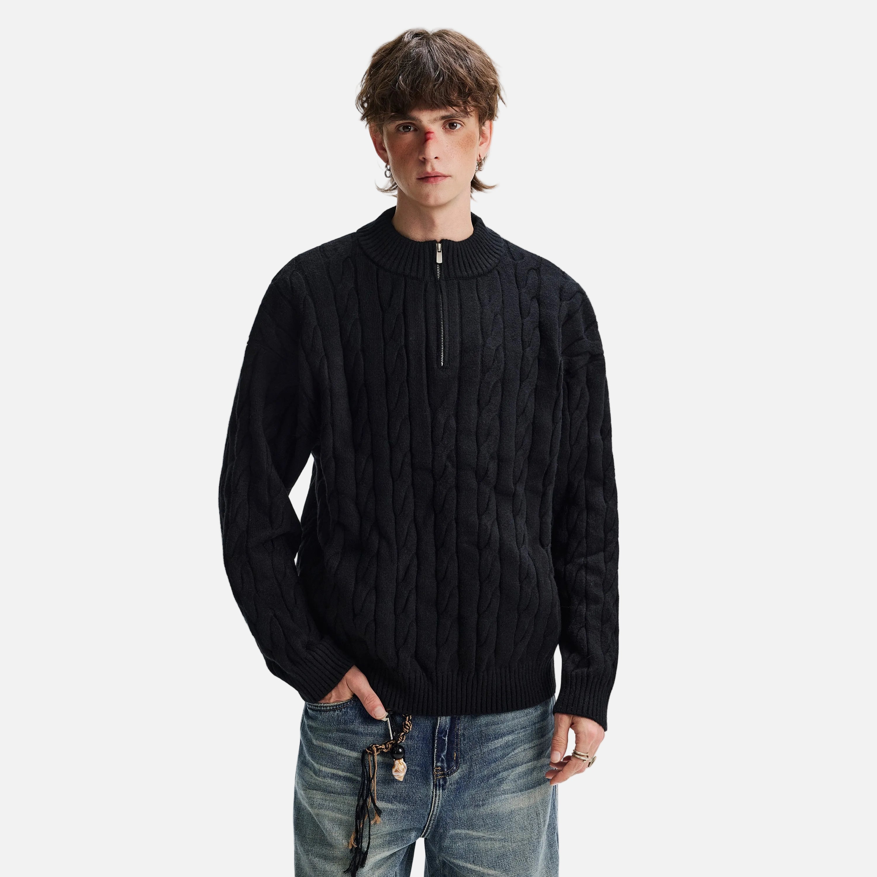 Gemütlicher, einfarbiger Strickpullover mit halben Reißverschluss