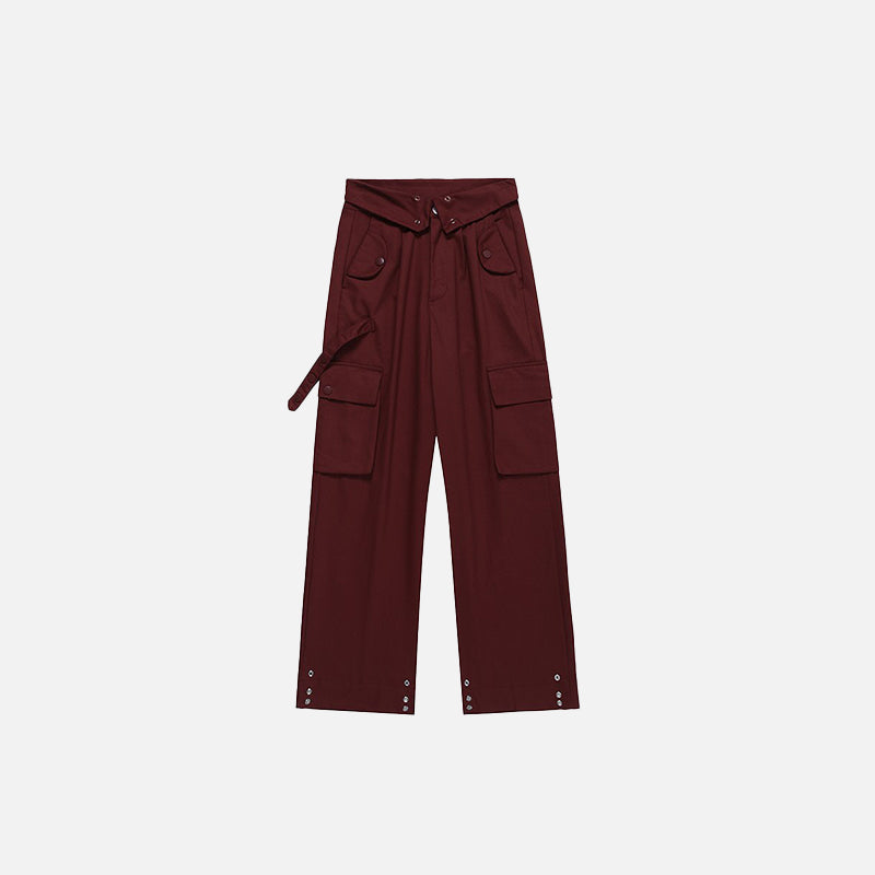 Cargohose mit aufgesetzten Taschen und umklappbarem Bund