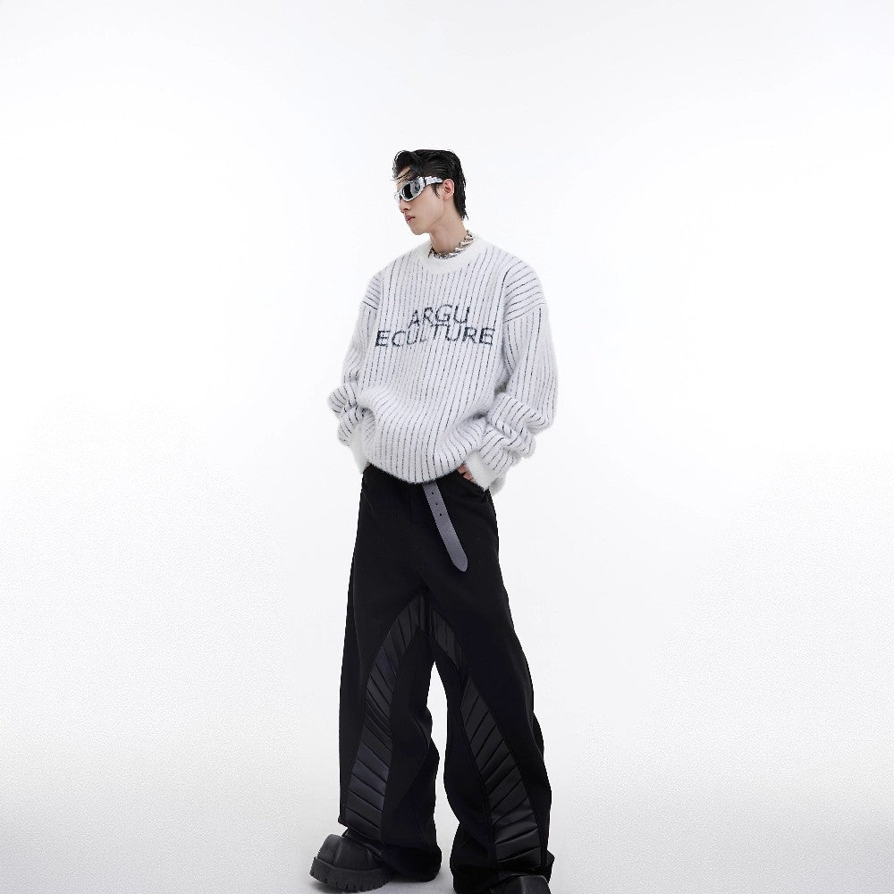 Schwer gestrickter Logo-Pullover