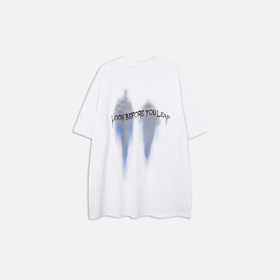 Großformatiges Punk-T-Shirt mit grafischem Schattenprint
