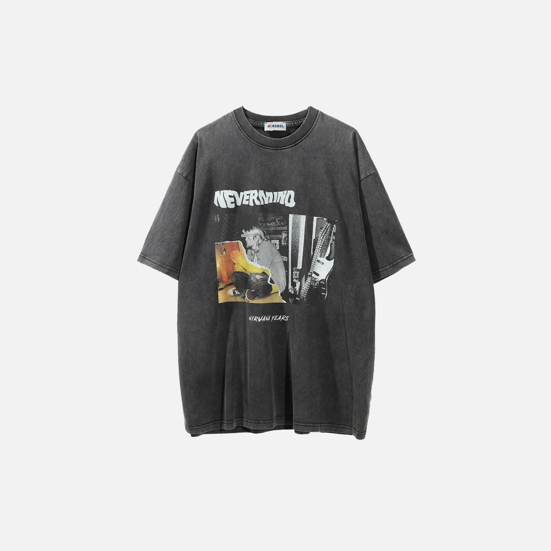Kurzarm-T-Shirt mit Used-Look und verwaschenem Porträtdruck