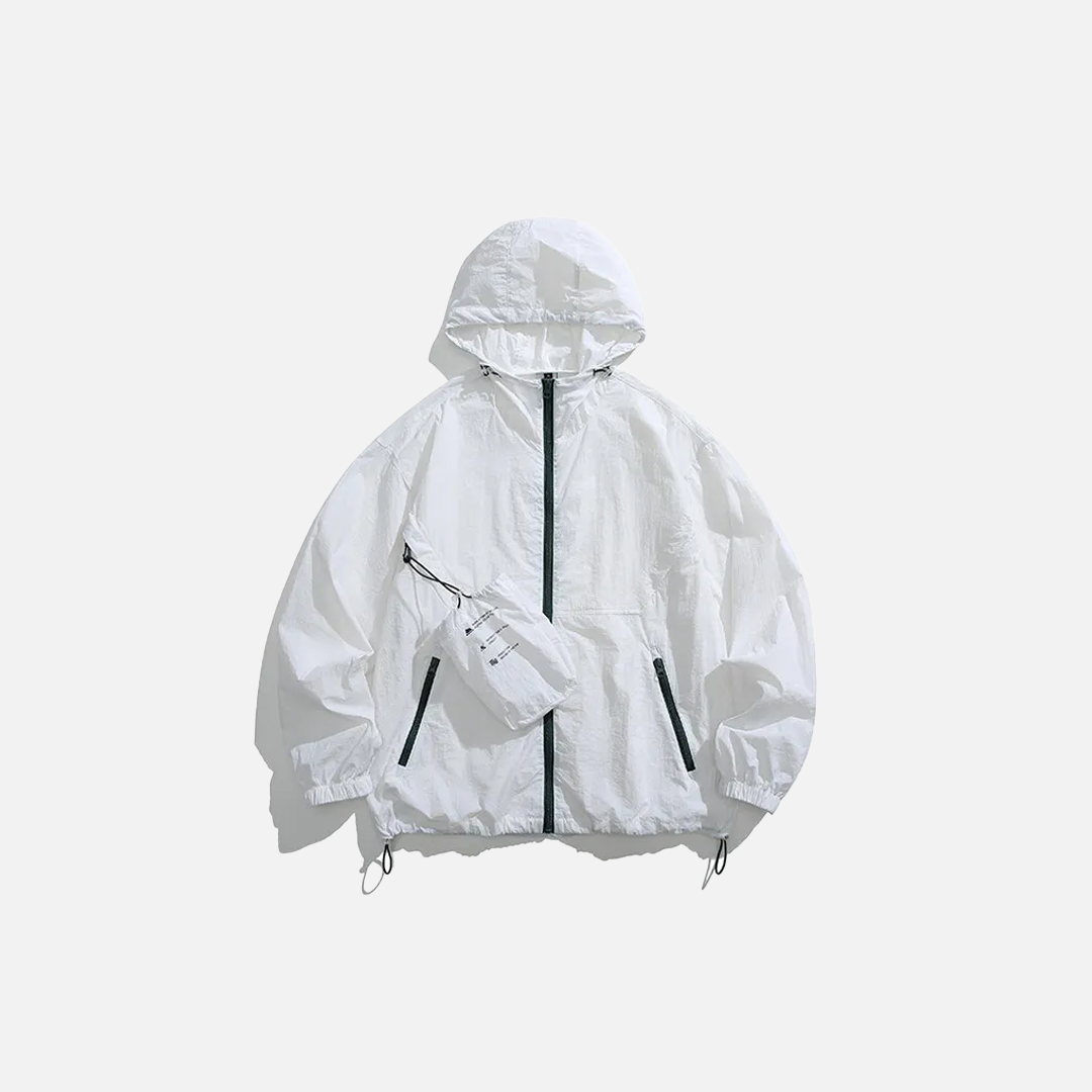 Figurschmeichelnde, sonnencremefarbene Windjacke mit Kapuze