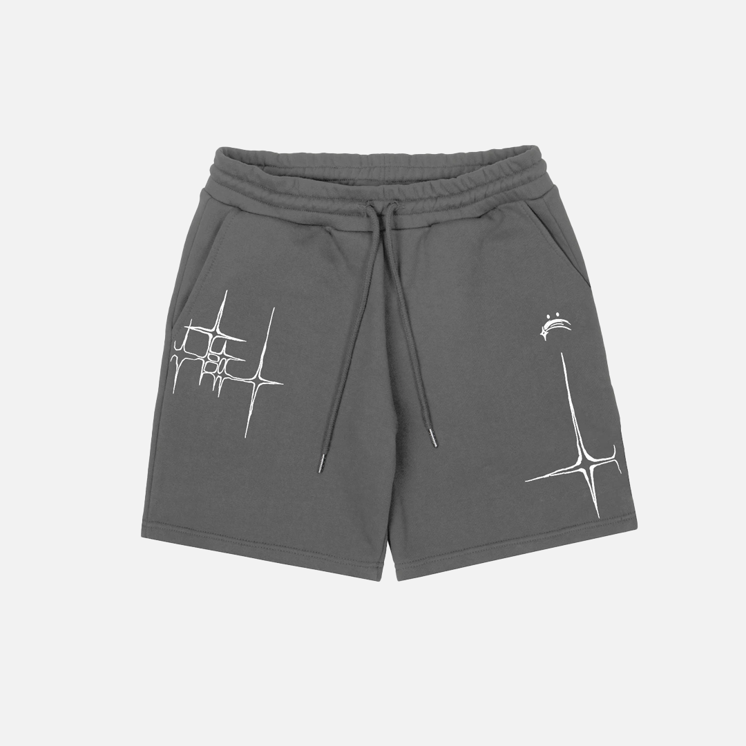 Übergroße Jeansshorts mit lyrischem Grafikprint