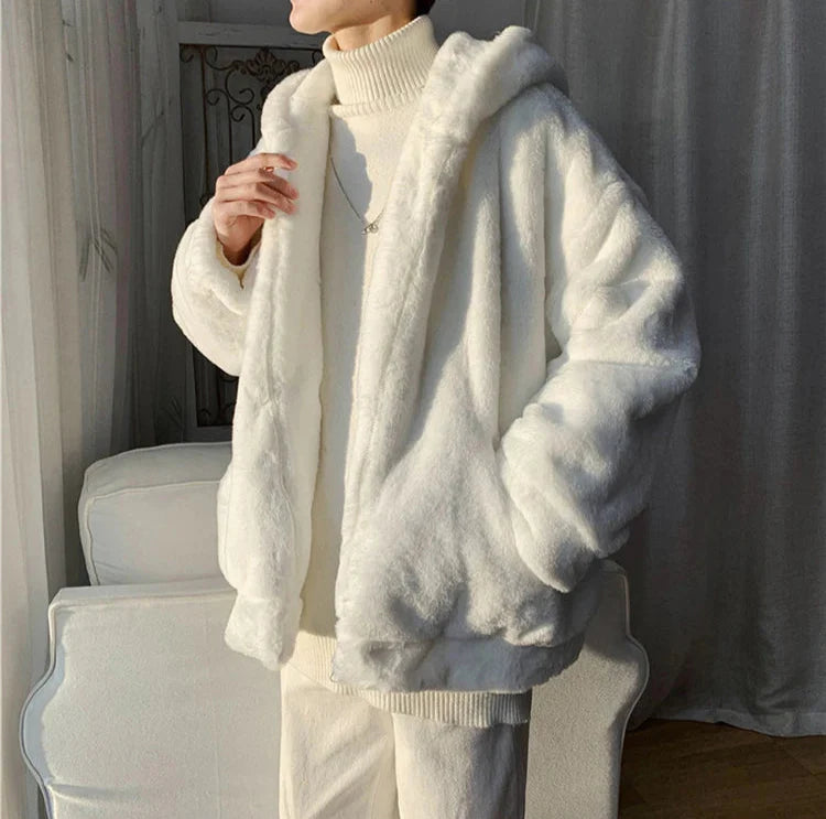 Oversize-Sweatshirt mit Reißverschluss aus weißem Kunstpelz