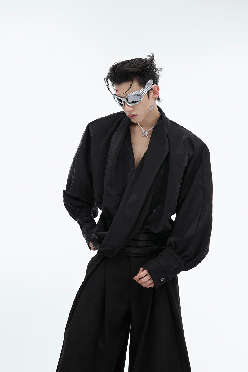 Liquid V-Neck Schulterpolsterhemd