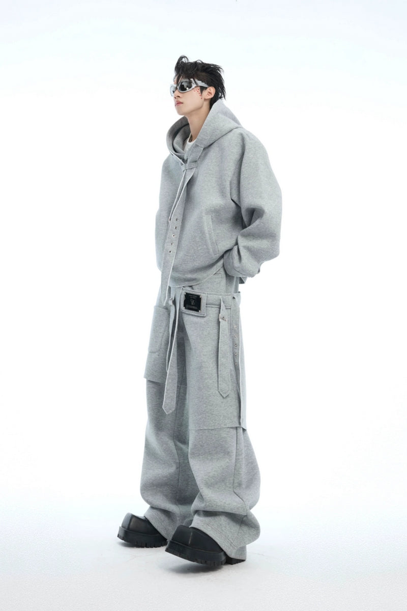 Kapuzenpullover mit mehreren Lagen und Bändern