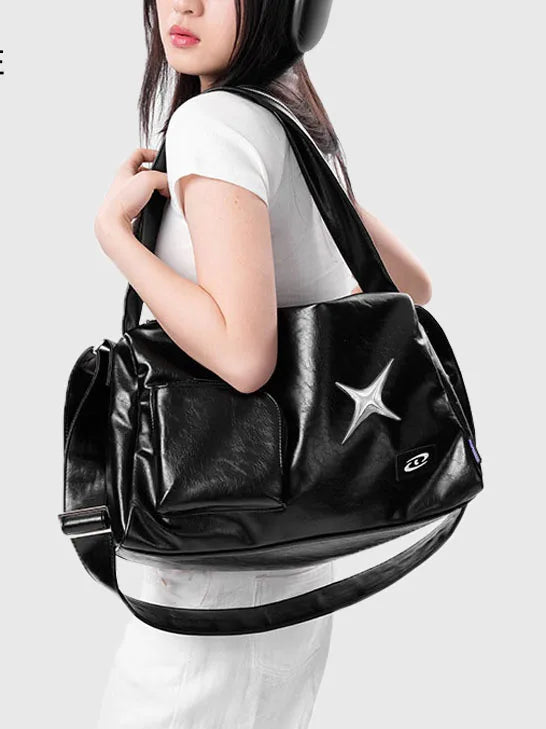 Sac à main de luxe en cuir noir esthétique