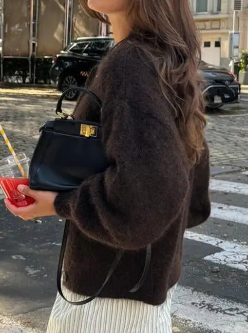 Cardigan marron élégant en maille boutonnée, décontracté