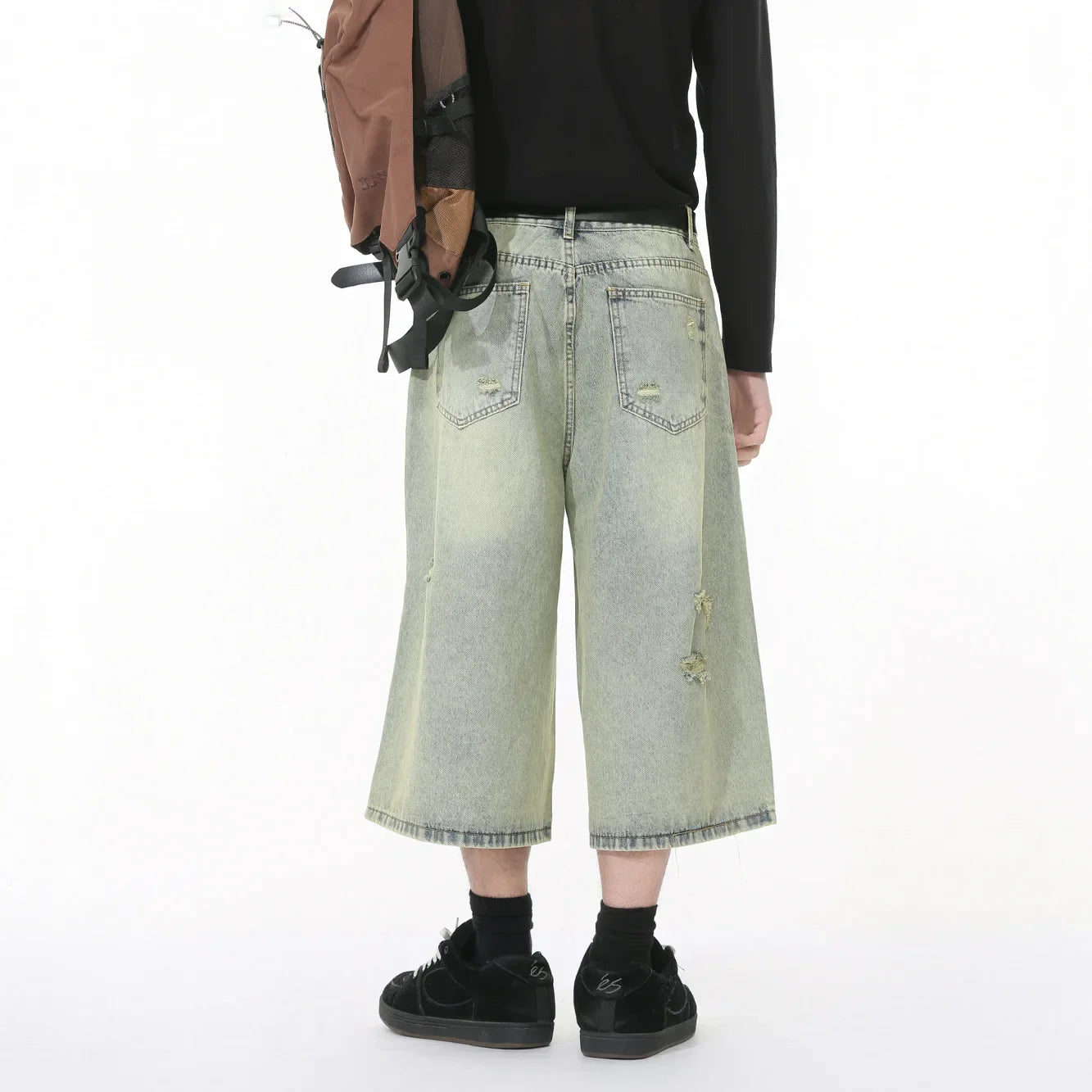 Bunte, farbverlaufende Jeansshorts mit Used-Look und weitem Bein