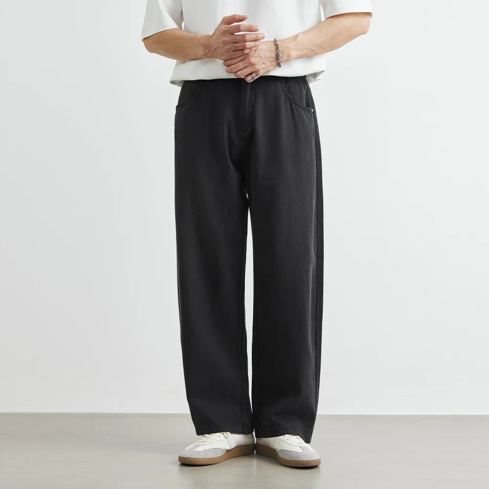 Lässige, lockere, gewaschene Herren-Sommerhose mit geradem Schnitt