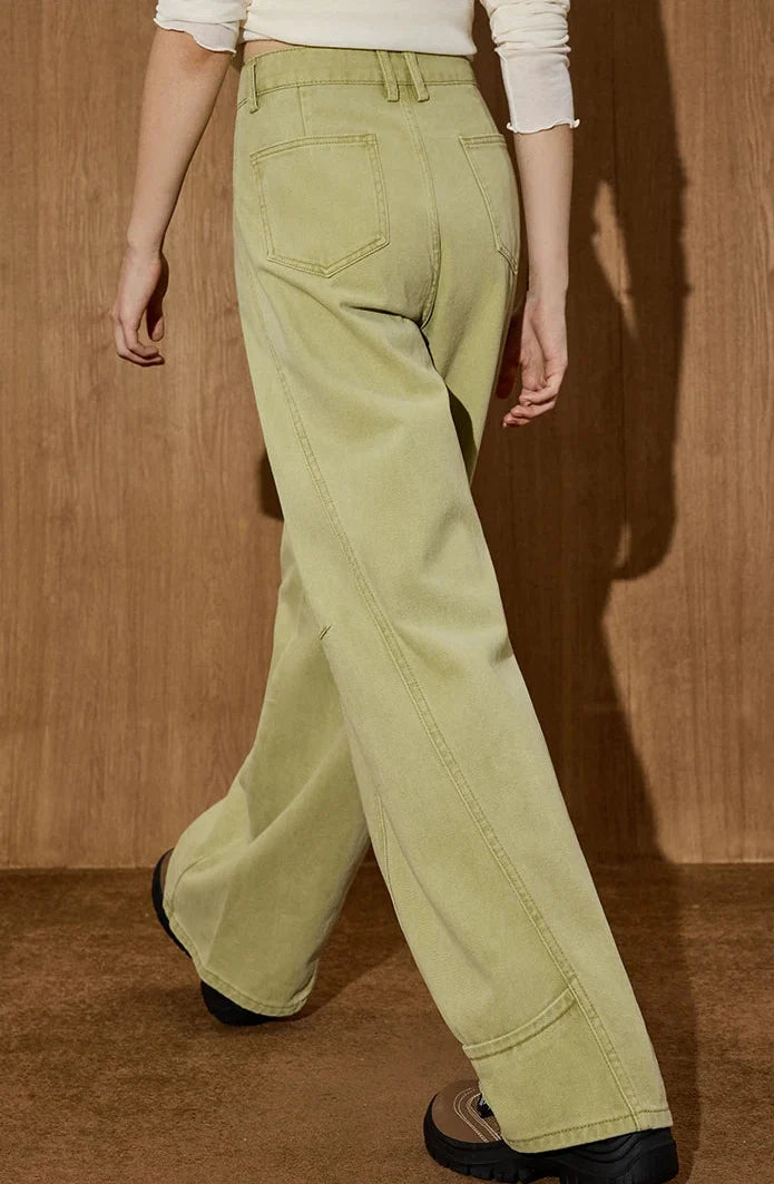Grüne amerikanische High-Waist-Jeans mit weitem Bein