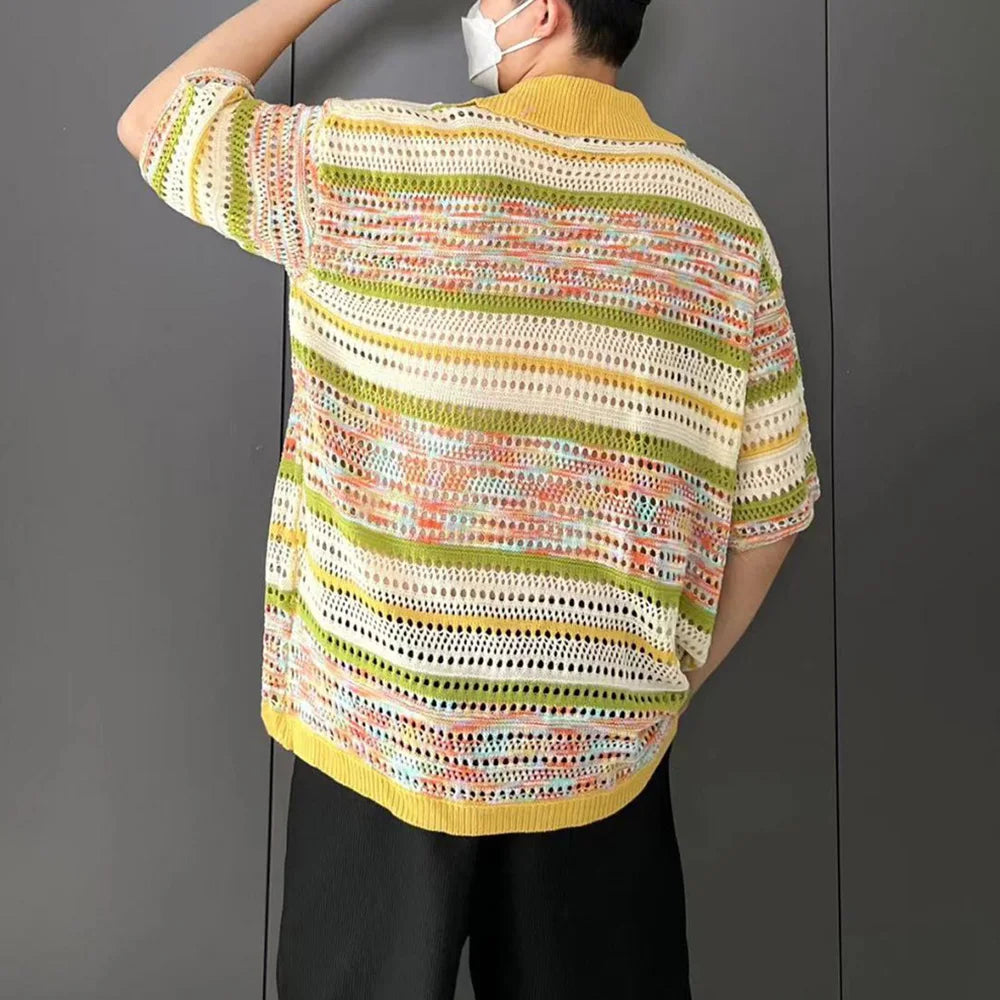 Vielseitiger Polo-Pullover mit Farbverlauf und Streifenmuster