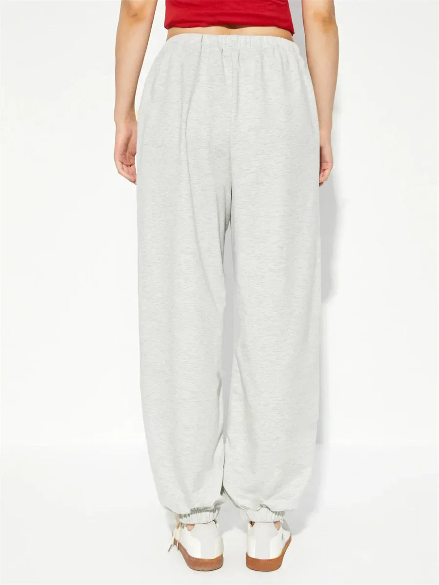 Bequeme Jogginghose mit Buchstabenprint und Kordelzug