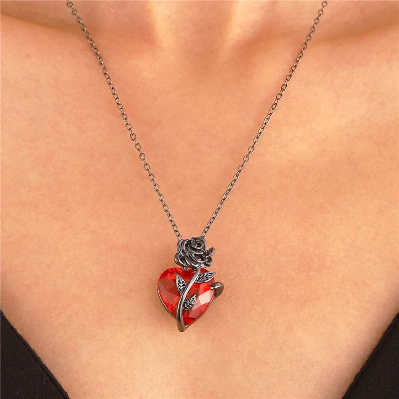 Heart of Thrones Vampire Necklace