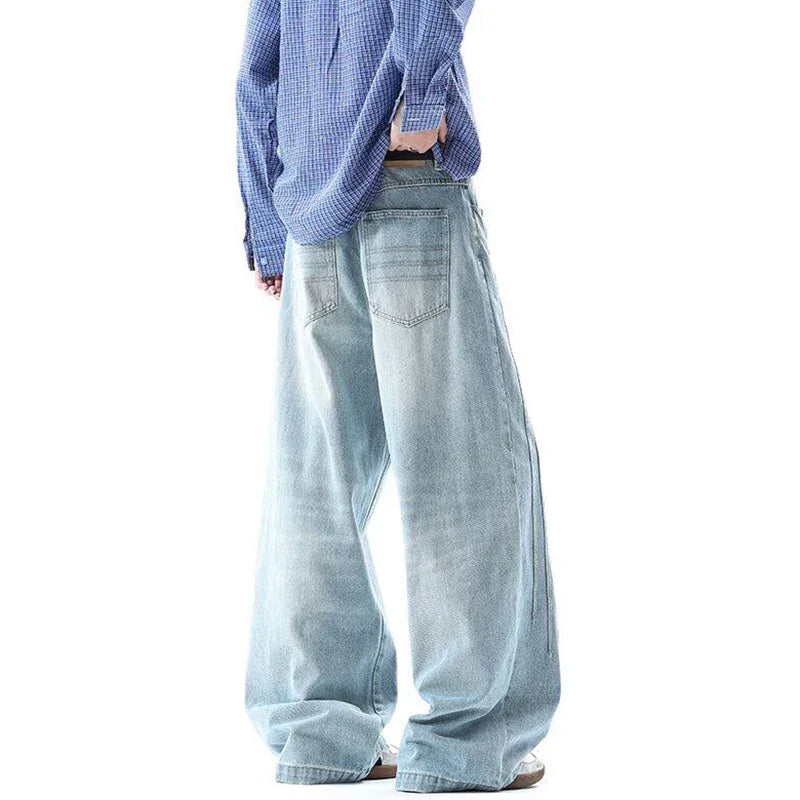 Jeans mit minimalistischem Look, Farbverlauf und weitem Bein