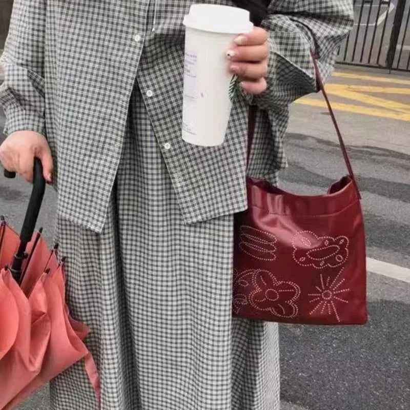 Sac cabas élégant en cuir rouge à imprimé rétro