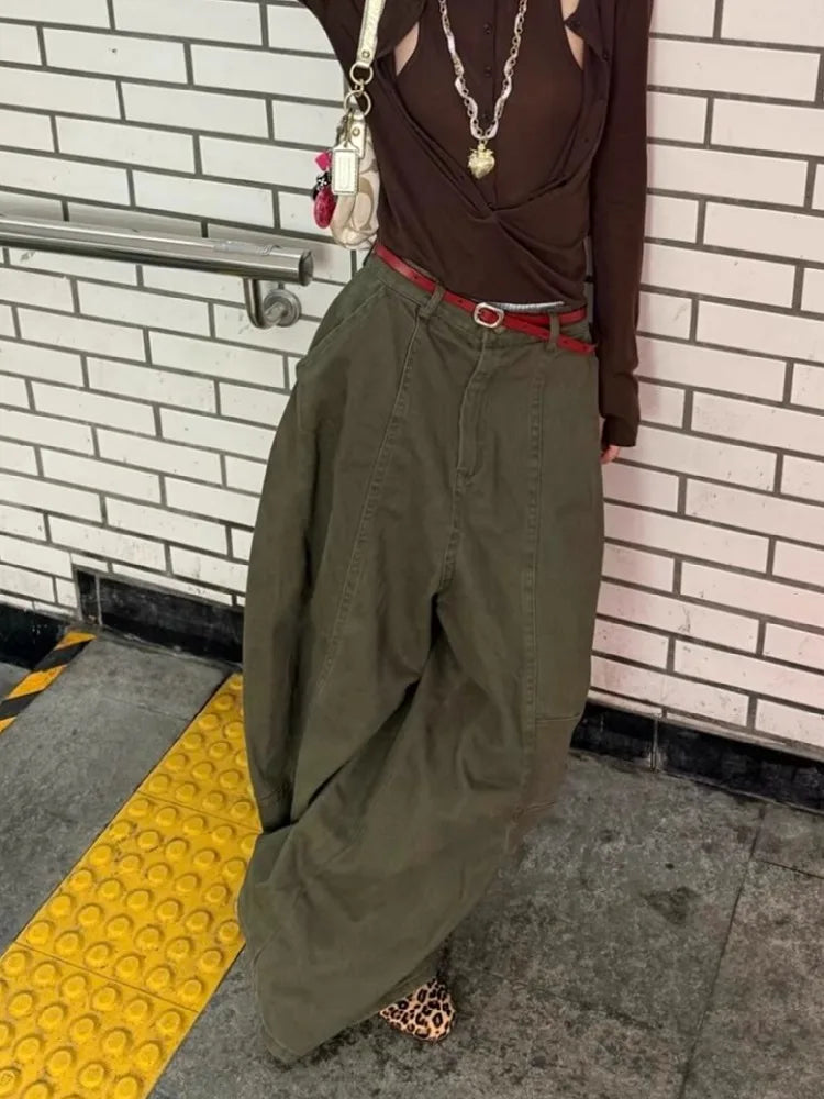 Streetwear Retro Militärgrüne Hose mit gebogenem Messer