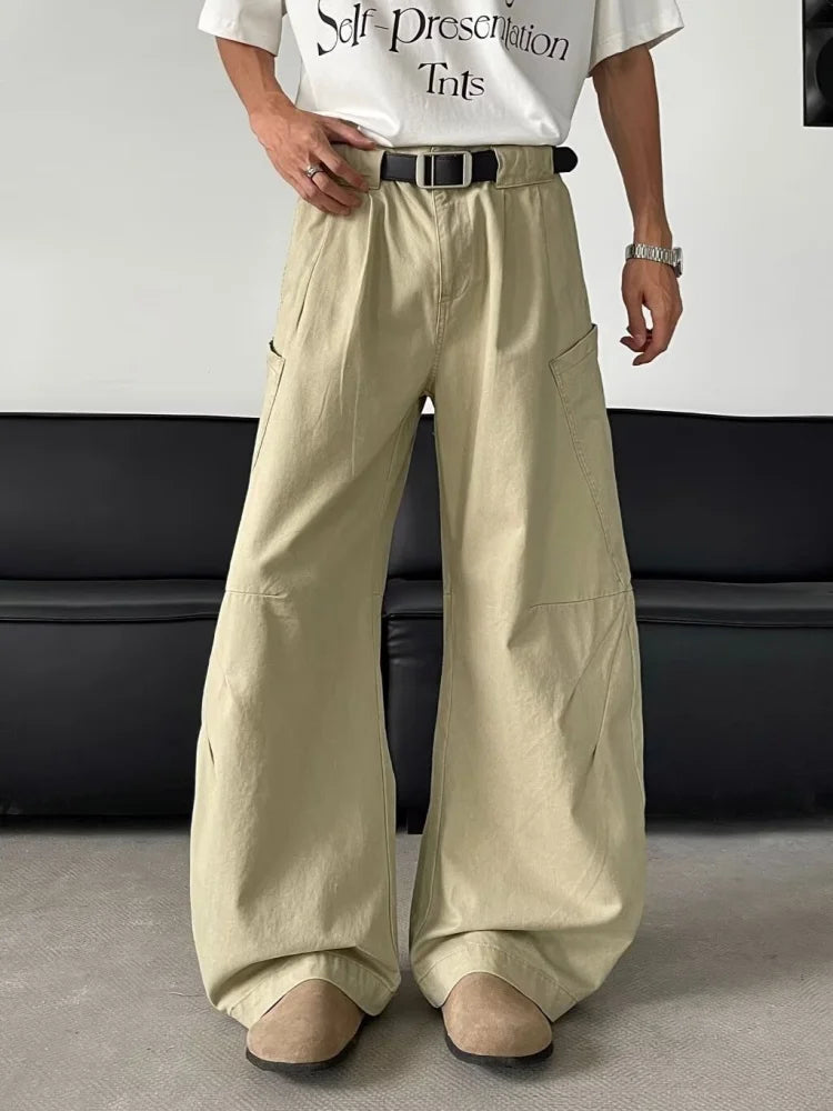 Alltagstaugliche Jeans im Retro-Stil mit Falten