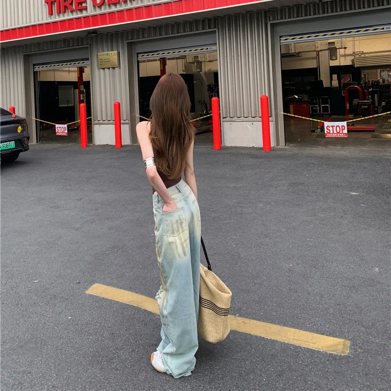 Moderne High-Waist-Jeans im Baggy-Stil mit Rissen