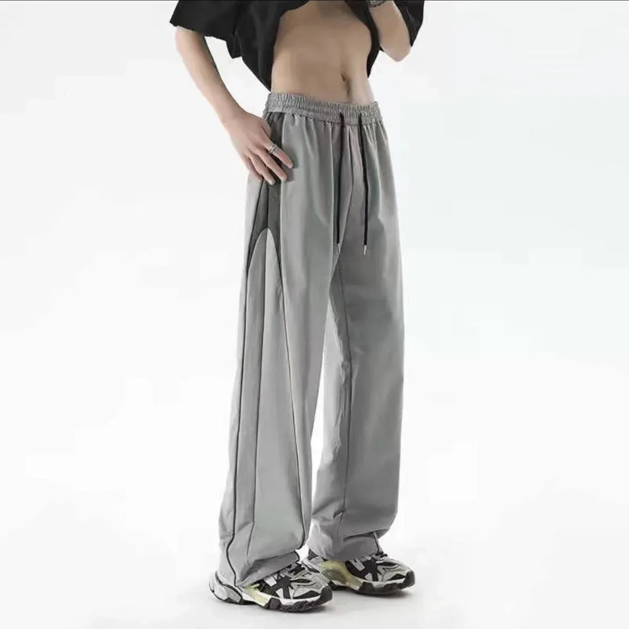 Lockere, dünne Freizeithose für den Sommer