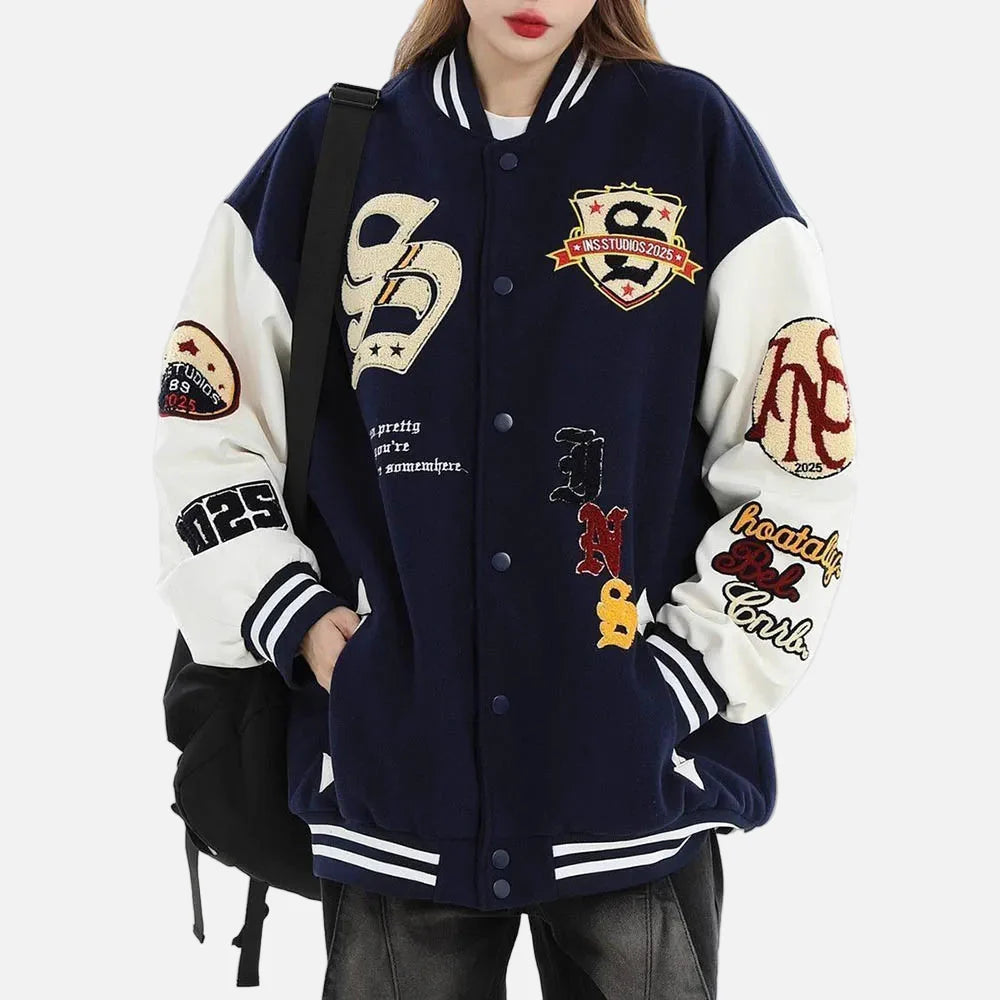 Veste universitaire de baseball à plusieurs écussons brodés