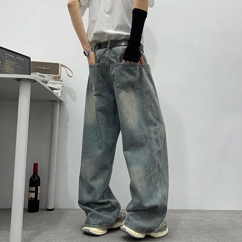 Langlebige, locker sitzende Jeans mit weitem Bein