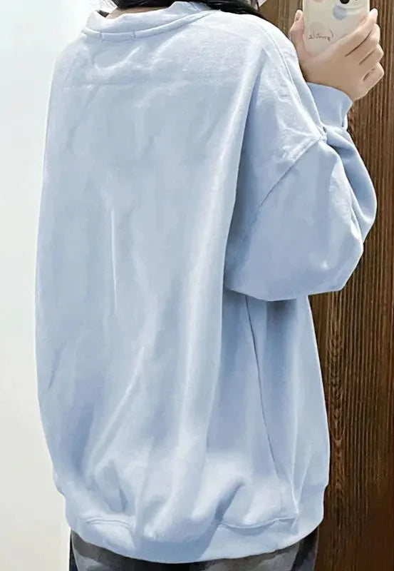 Mühelos eleganter blauer Pullover im Preppy-Stil mit Sternenprint