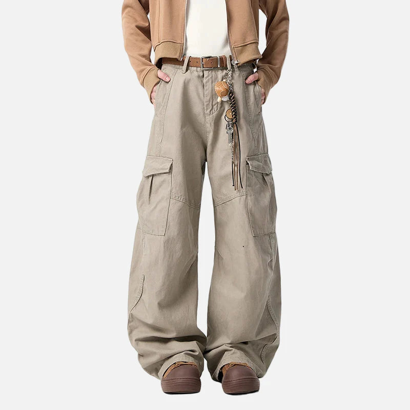Pantalon cargo streetwear à jambes larges et coupe cintrée