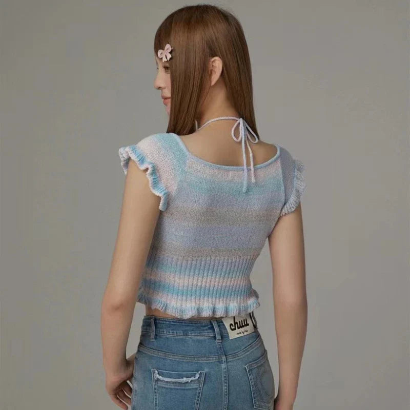 Elegantes Kurzarm-T-Shirt mit Schmetterlingsstickerei