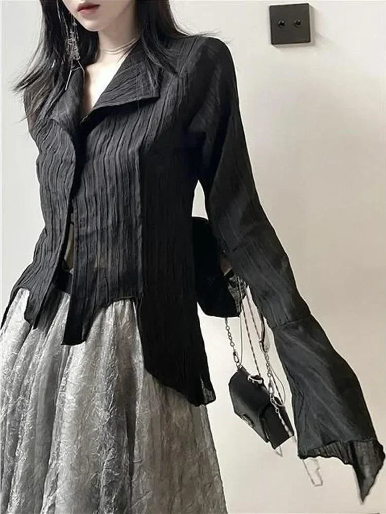Schwarze Gothic-Bluse mit Knopfleiste