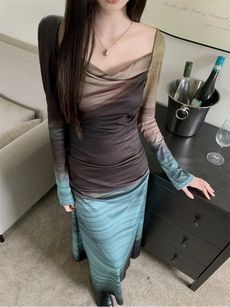 Dazzling Blue Backless Long Sleeve Maxi Dress