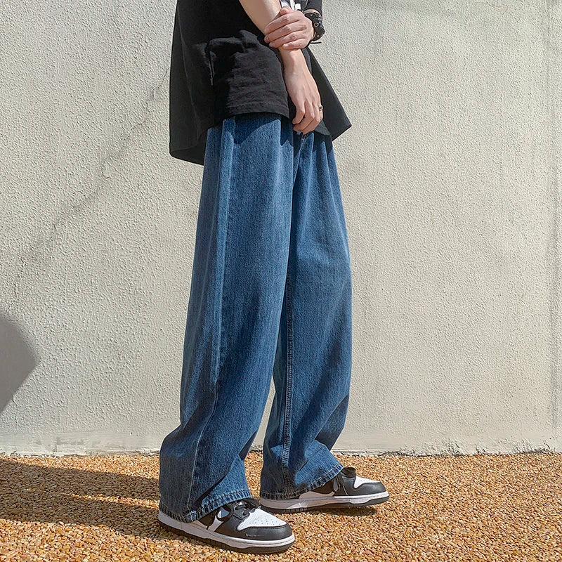 Weit geschnittene grüne Jeans aus Denim