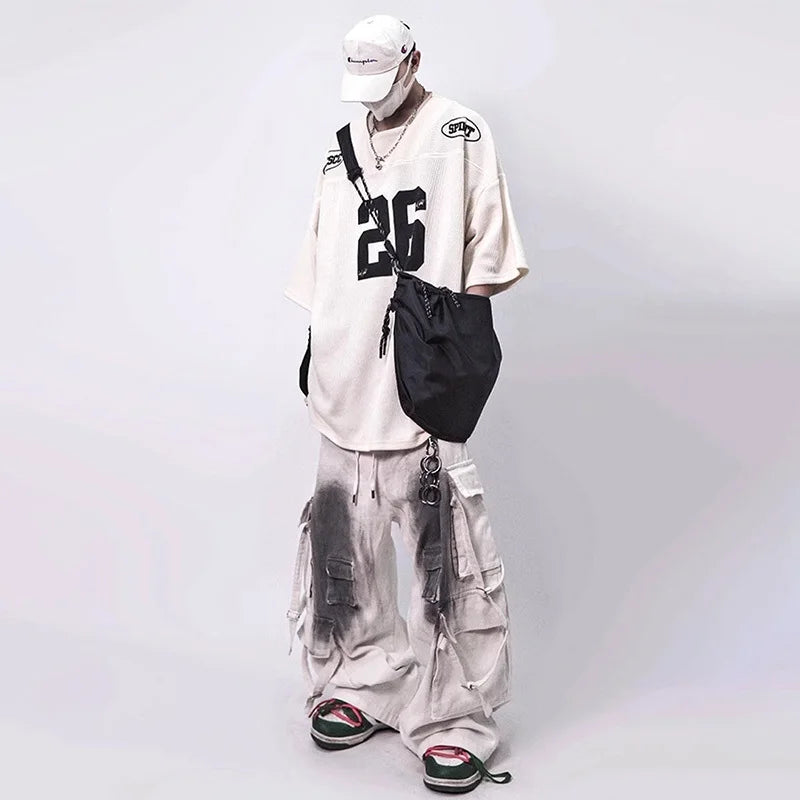 Trendige, locker sitzende Jeans mit vielen Taschen und elegantem Schnitt