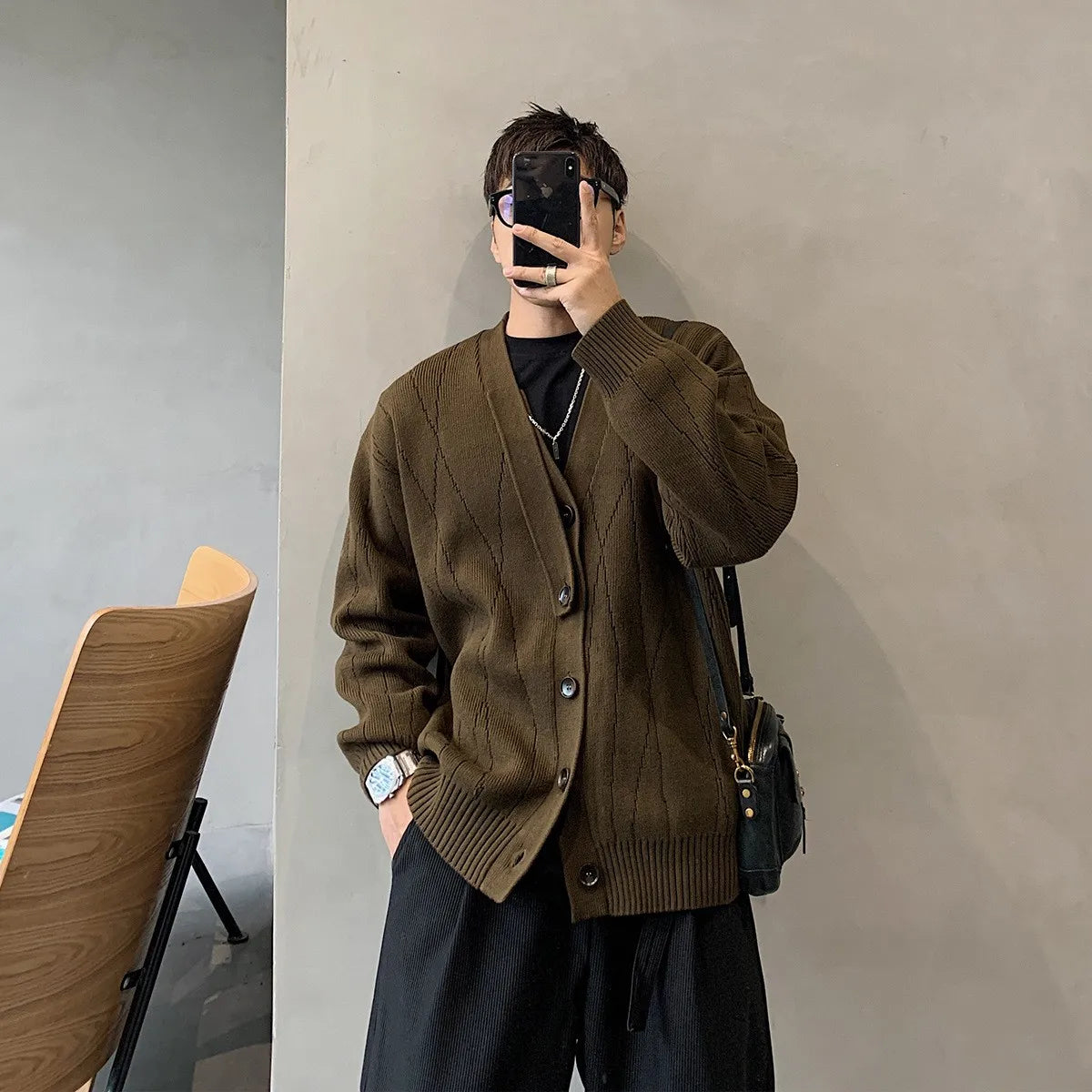 Stilvoller, luxuriöser, einfarbiger Strickcardigan für Herren