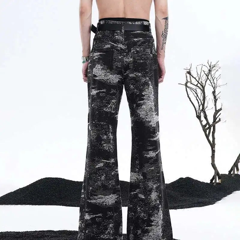 Abgenutzte Bell Jeans mit Lochmuster