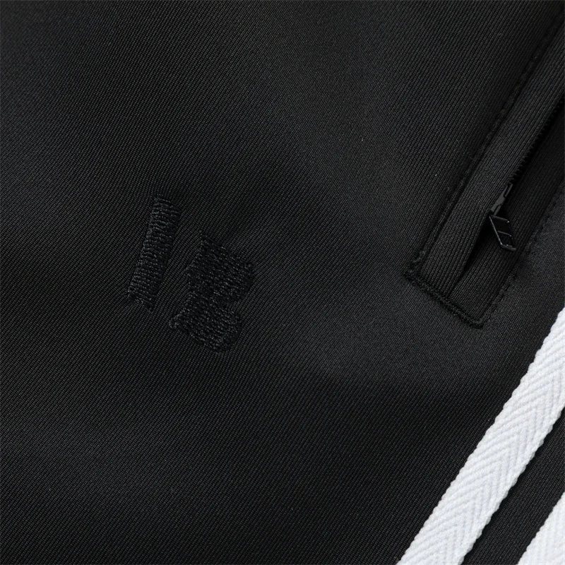 Bequeme Jogginghose mit weitem Bein