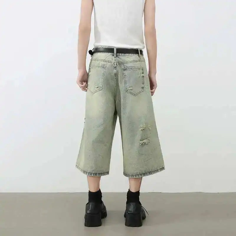 Atmungsaktive Vintage-Jeansshorts mit Rissen am Knie
