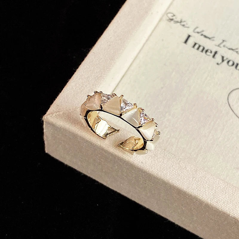 Bague ouverte de luxe en or et zircon opale