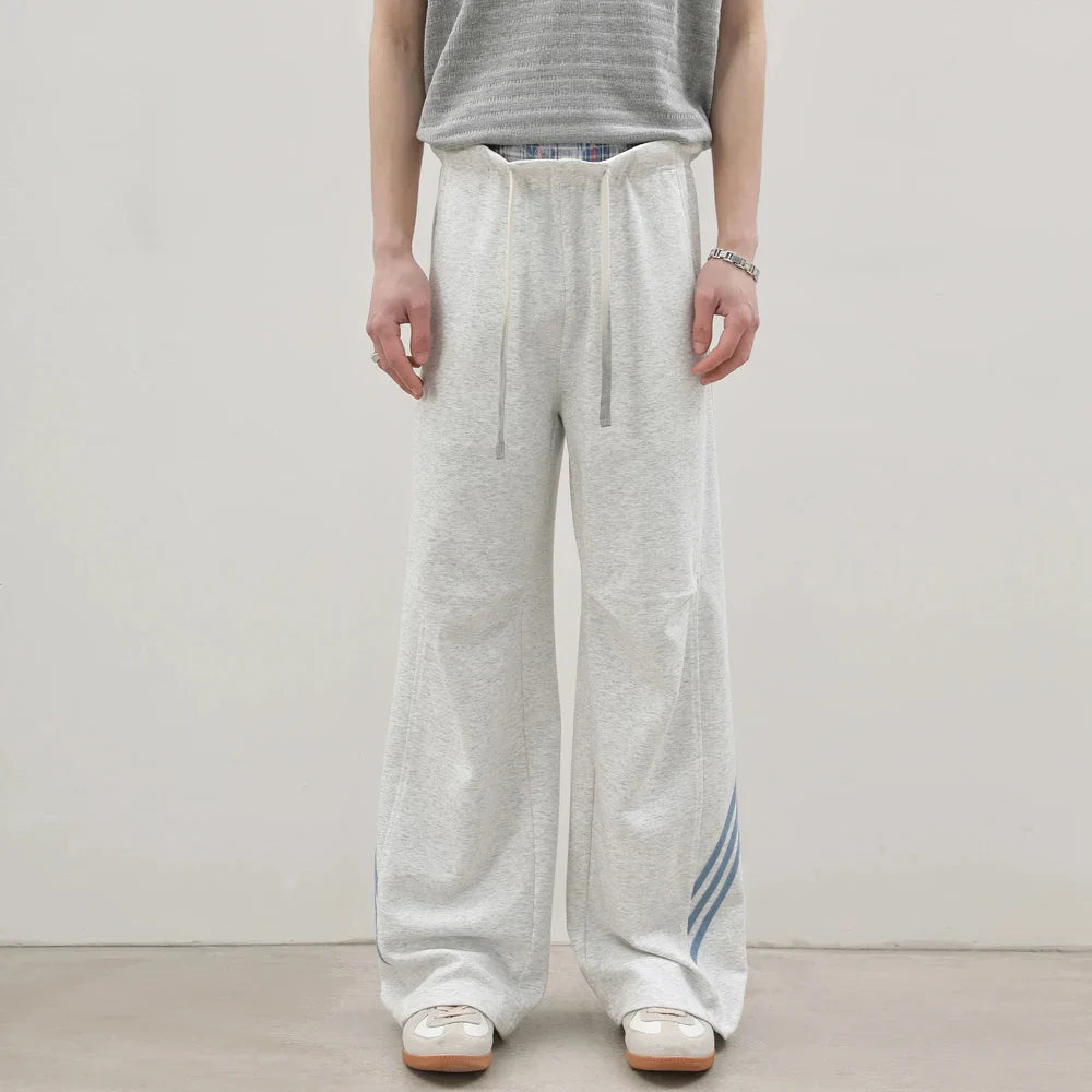 Elastische, lockere, gerade geschnittene Sporthose