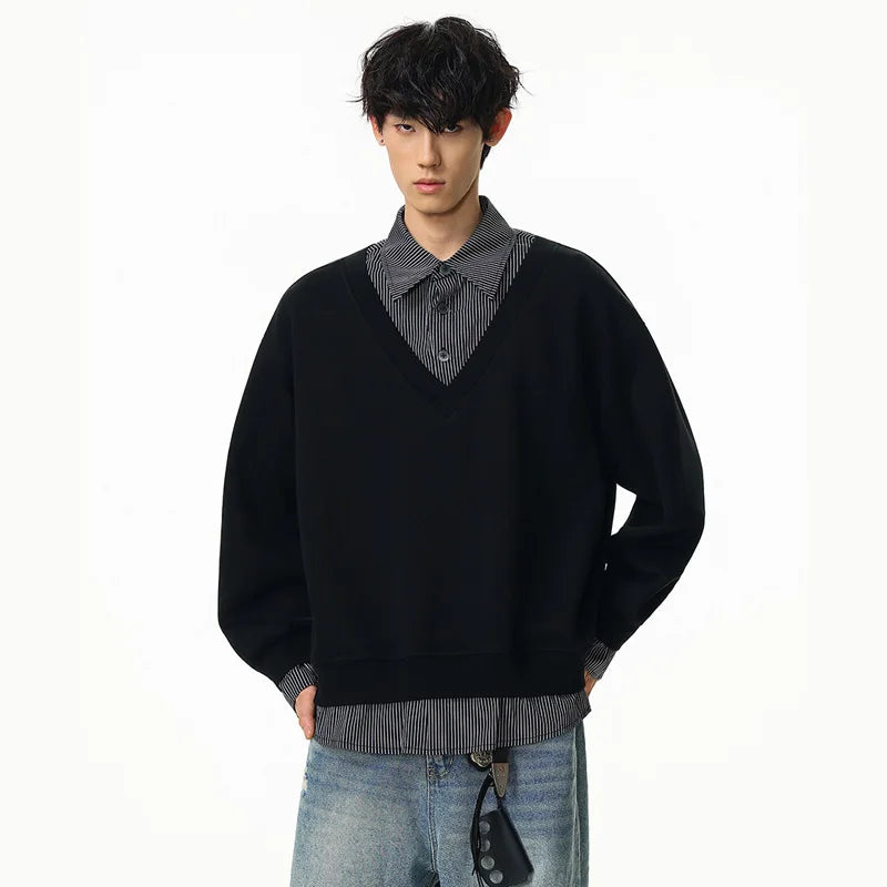 Figurschmeichelndes, lässiges Polo-Sweatshirt mit Streifenmuster