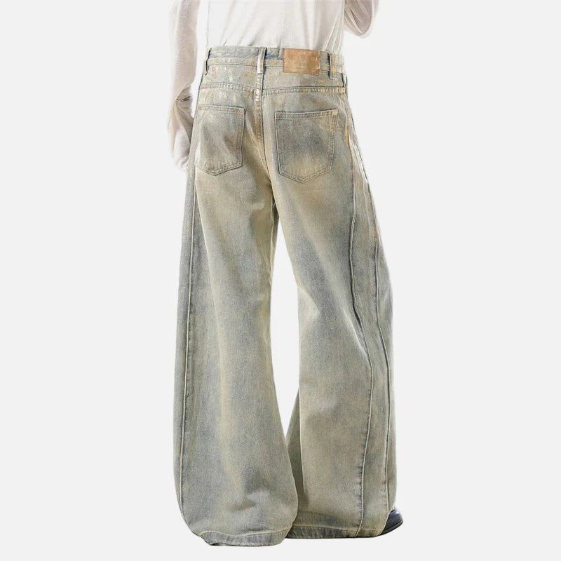 Schicke Jeans mit beschichtetem Print, gewaschenem Schnitt und weitem Bein