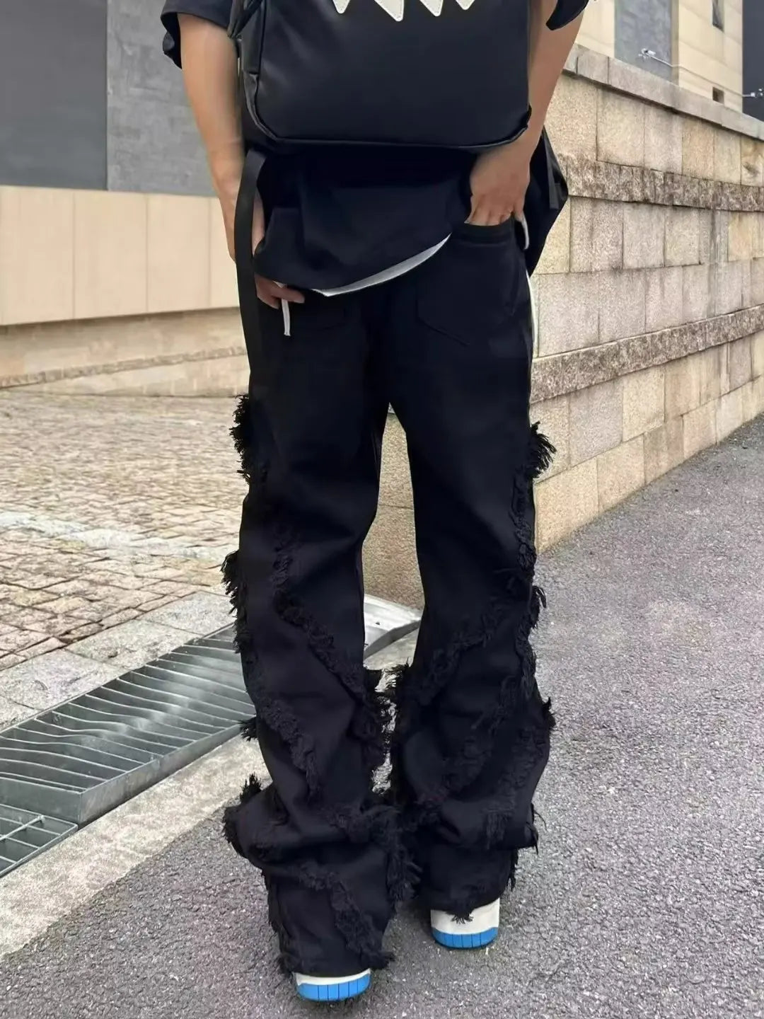 Jeans im Used-Look mit offener Kante im amerikanischen Stil