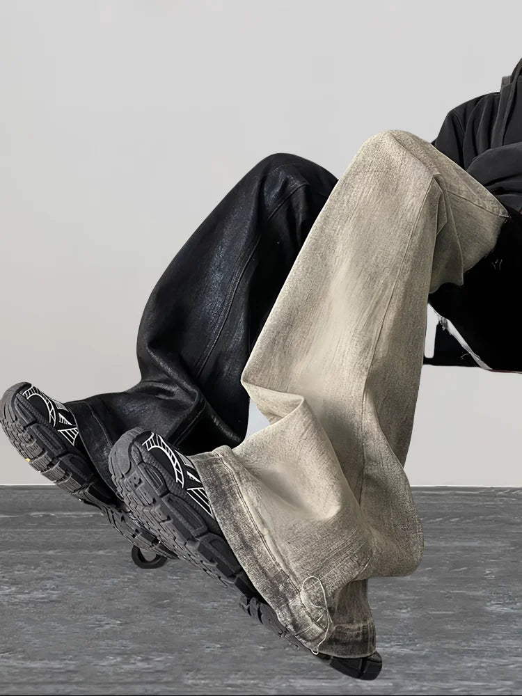 Baggy Flare Jeans mit Used-Look-Details und Patchwork-Design