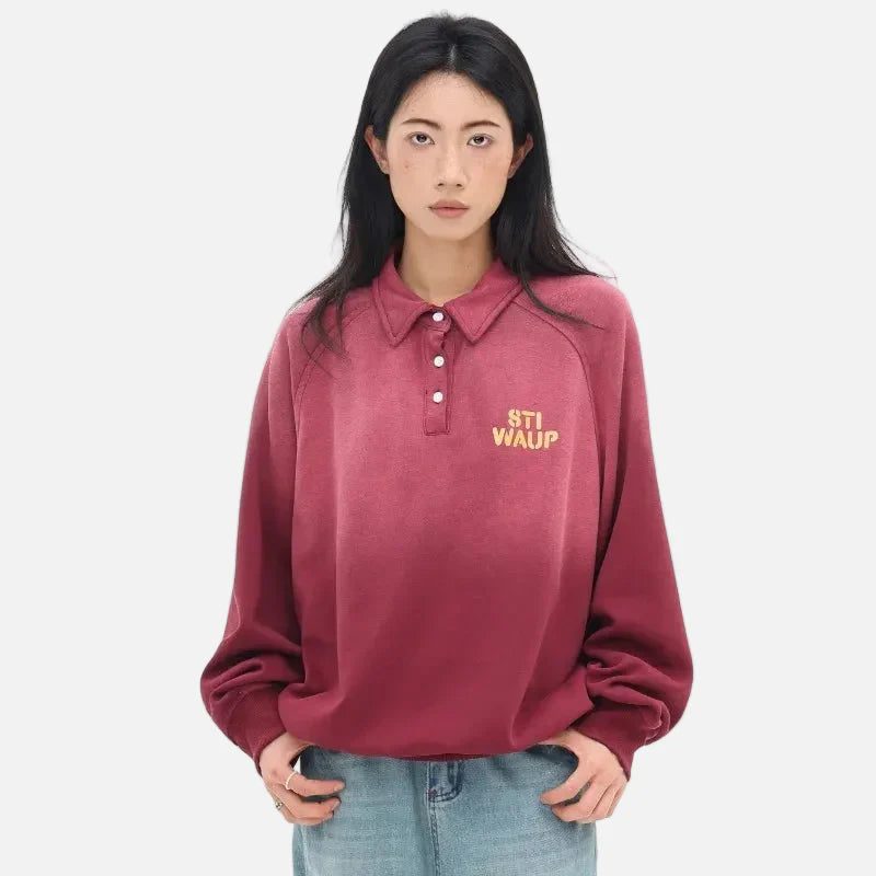 Bequemes, stylisches Sweatshirt mit rotem Buchstabenprint