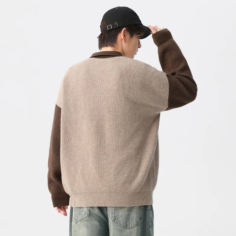 Gemütlicher Bootcut-Strickpullover mit halbem Reißverschluss