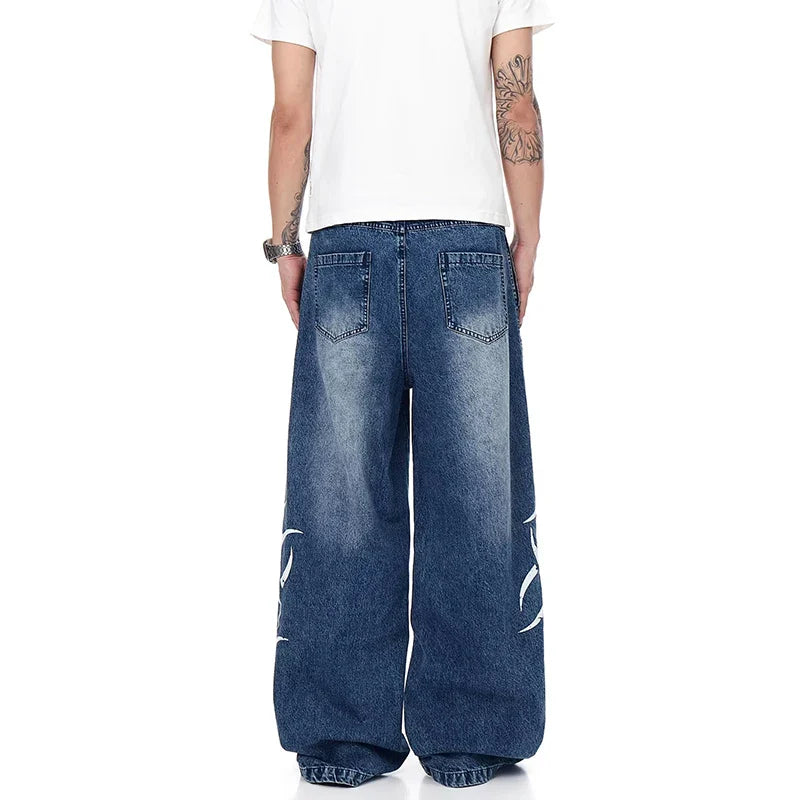 Atmungsaktive Sommerjeans mit hohem Bund, weitem Bein und Print