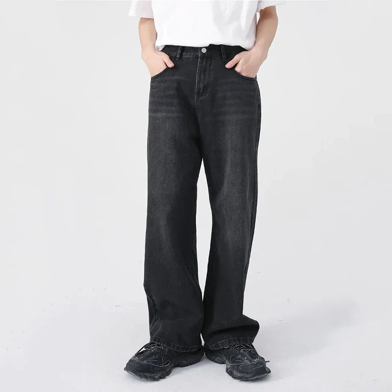 Weit geschnittene Vintage-Jeans mit geradem Bein